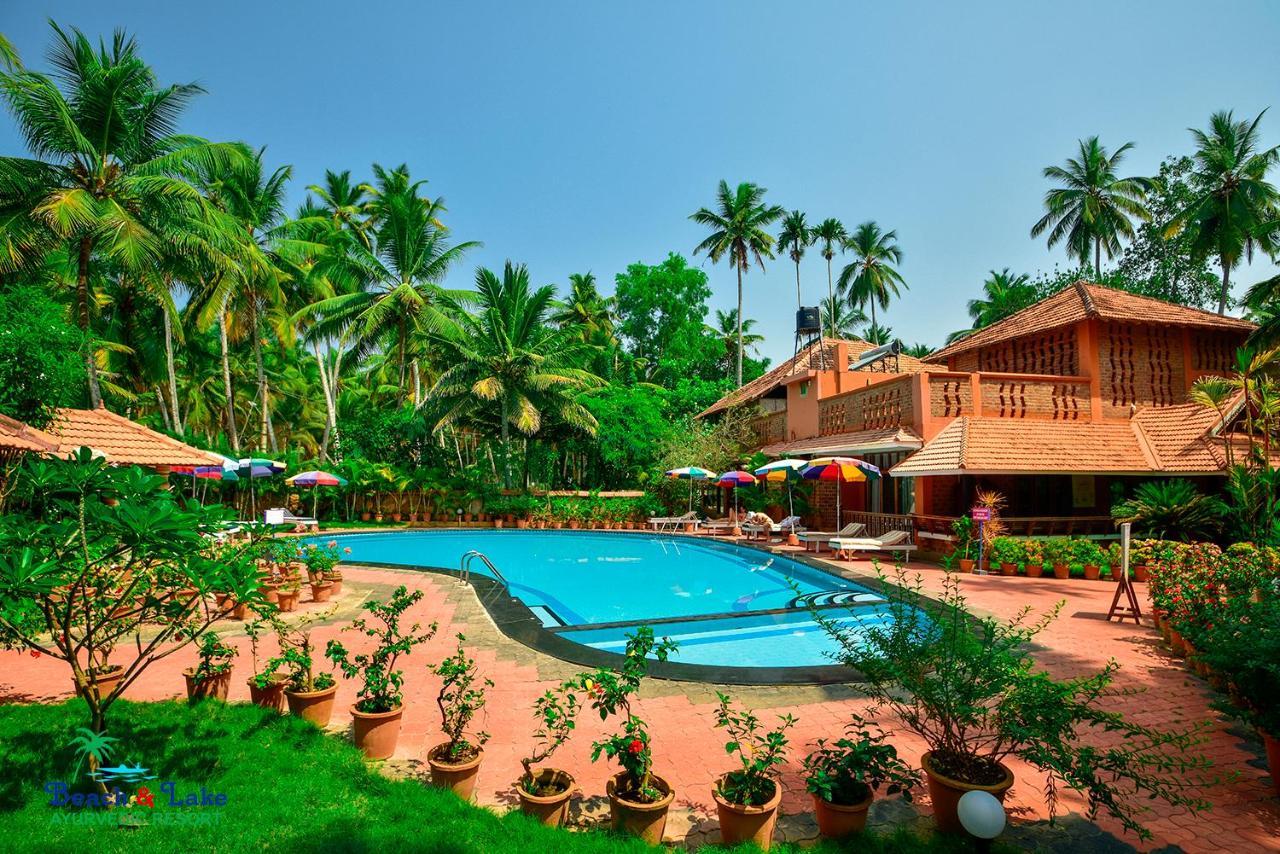 Beach And Lake Ayurvedic Resort, Kovalam Kültér fotó