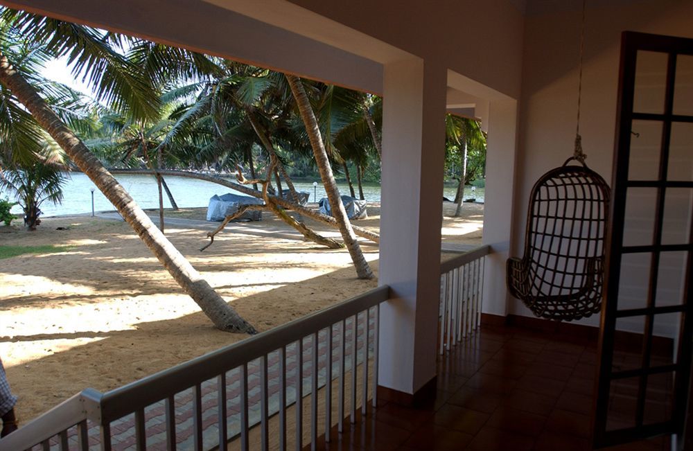 Beach And Lake Ayurvedic Resort, Kovalam Kültér fotó