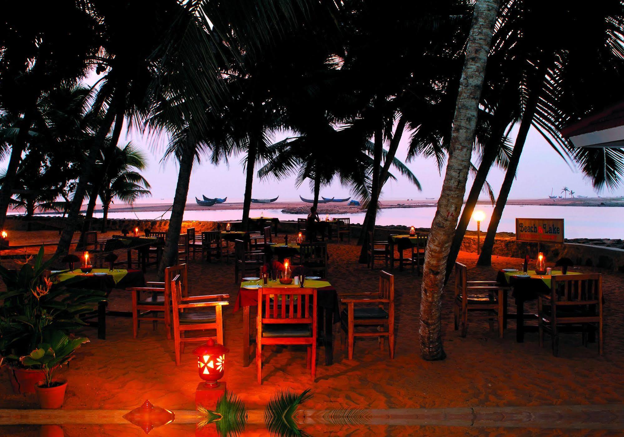 Beach And Lake Ayurvedic Resort, Kovalam Kültér fotó