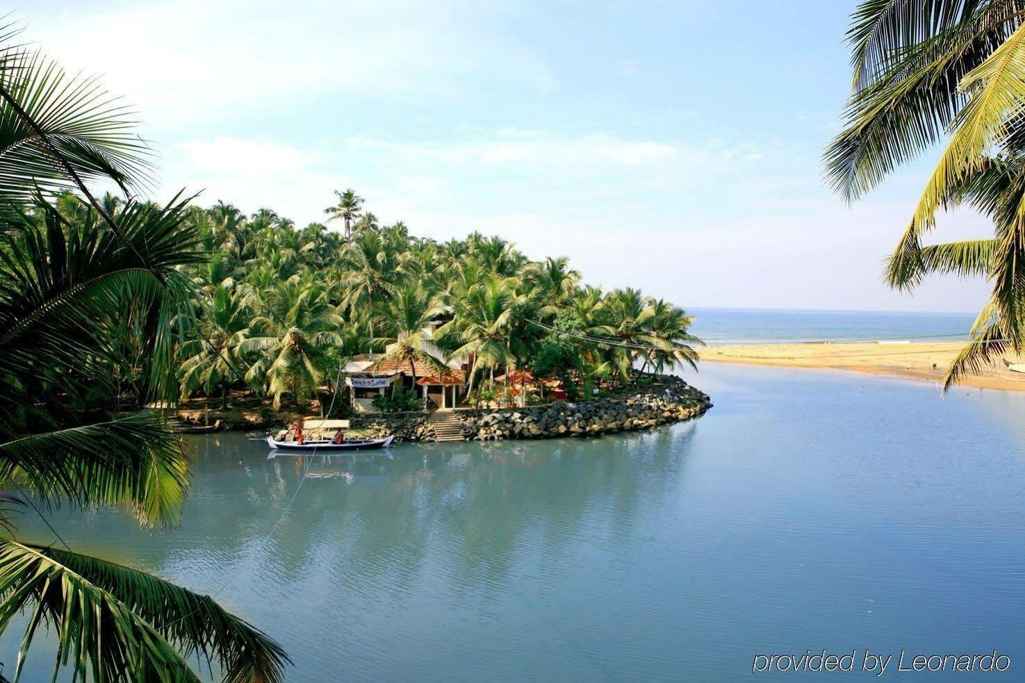 Beach And Lake Ayurvedic Resort, Kovalam Kültér fotó